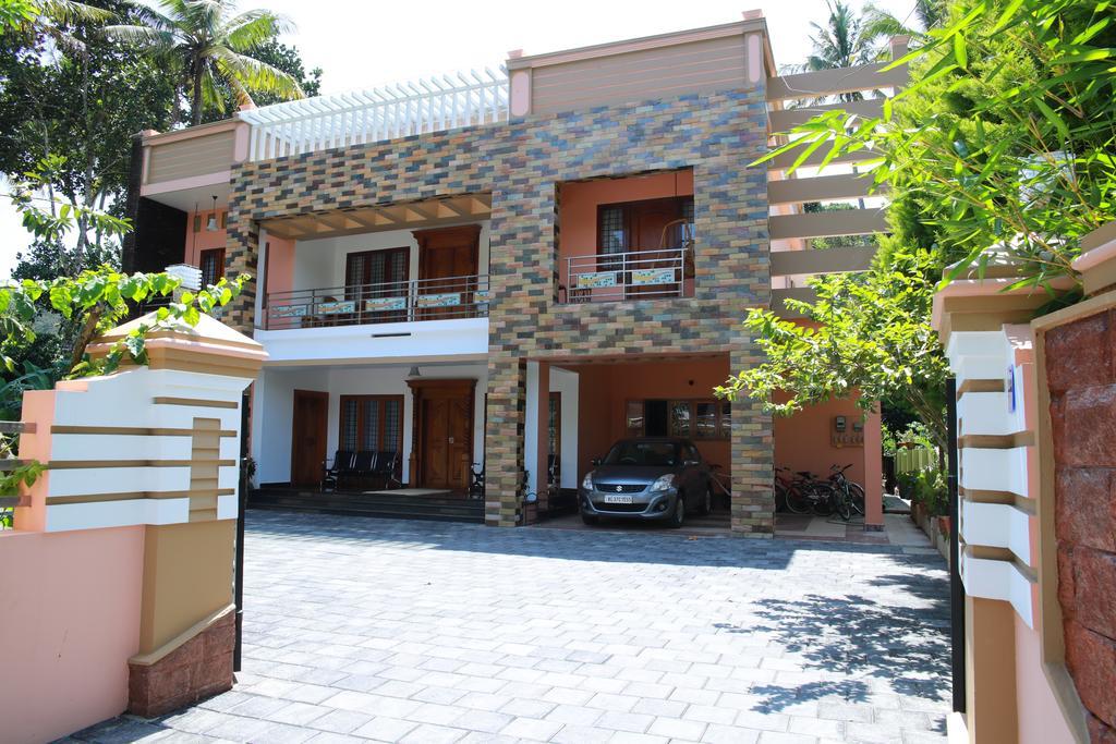 Periyar Villa Home Stay - Thekkady Eksteriør bilde